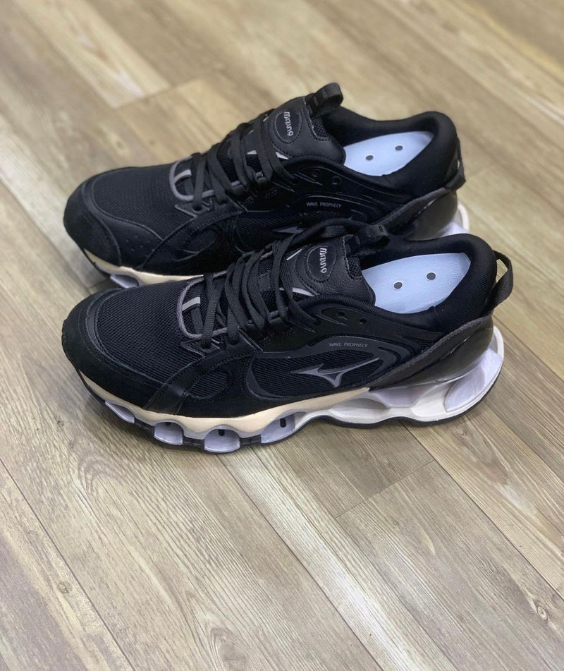 TÊNIS MIZUNO LS PRETO E CINZA